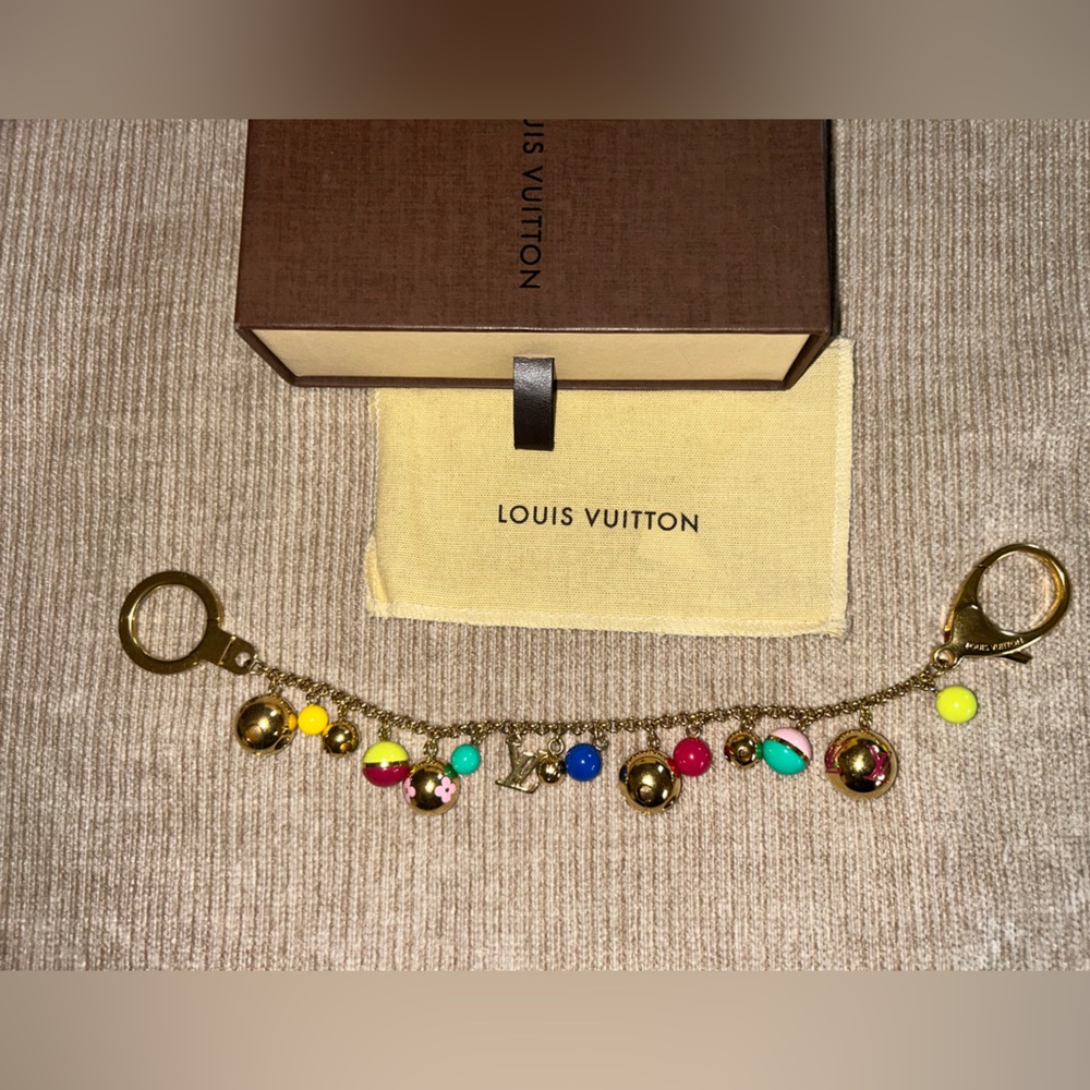 /traded/Louis Vuitton Porte Cles Grelots Looping Bag Tone Charm/ Key Holder - Picture 3 of 13